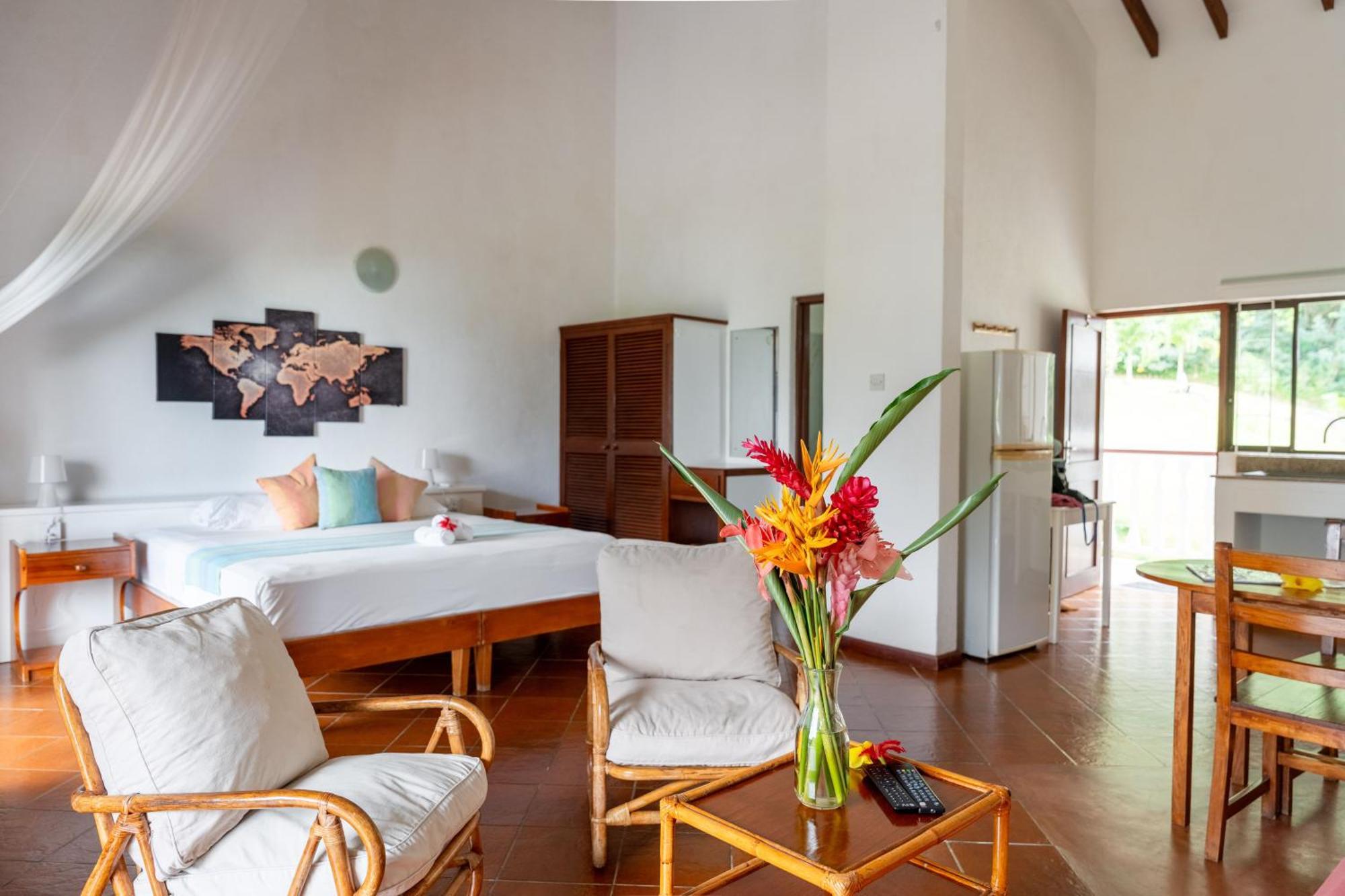La Residence Baie Lazare  Luaran gambar
