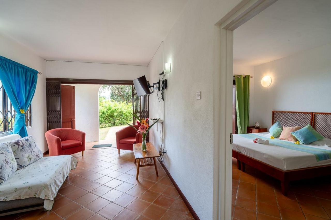 La Residence Baie Lazare  Luaran gambar